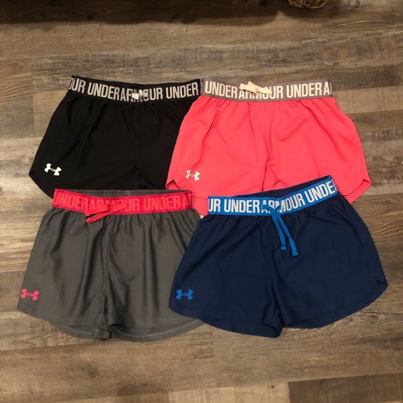 Under Armour Pants - Athletic Shorts